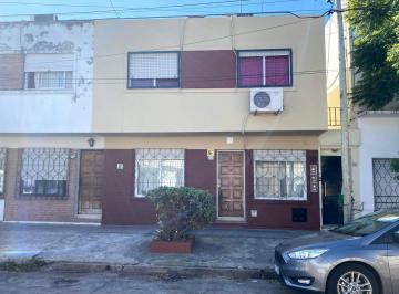 PH de 4 ambientes, General San Martín · Hermoso PH 4 Ambientes, Tipo Duplex, en Excelente Estado.