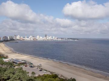 Foto1 · Apartamento en Mansa - Punta del Este en Venta de 3 Dorm..