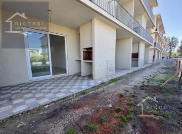 Departamento · 46m² · 2 Ambientes · 1 Cochera · Departamento en Planta Baja con Jardin en Venta, Chic Village, La Lonja, Pilar.