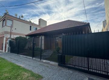 Casa de 4 ambientes, Berazategui · Casa con Departamento