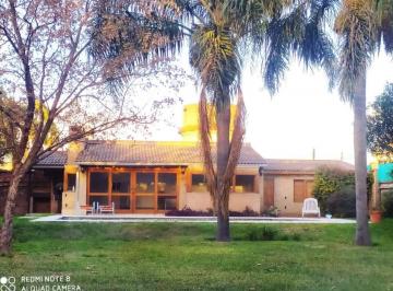 Foto · Villa Belgrano 4 Dorm 4 Baños Quincho Pileta