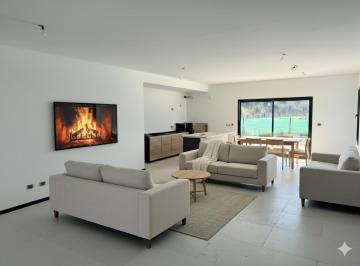 Casa · 140m² · 4 Ambientes · 4 Cocheras · Casa en Venta, 4 Ambientes, en San Pablo, Pilar, Gba Norte