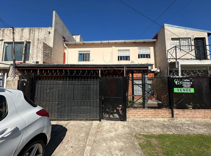 Casa · 120m² · 6 Ambientes · 1 Cochera