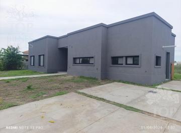 Casa · 160ha · 5 Ambientes · Casa en Canton Norte