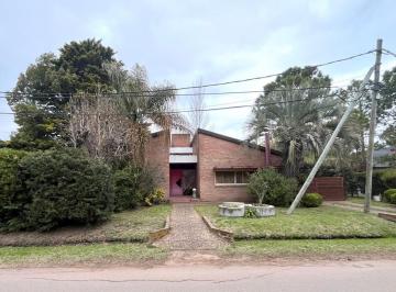 Casa · 125m² · 3 Ambientes · 2 Cocheras · Casa en Canning (E. Echeverria)