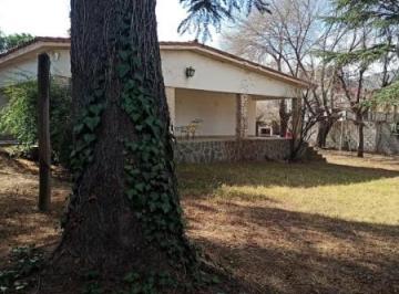Casa de 6 ambientes, Villa Carlos Paz · Casa de Campo en Playa de Oro