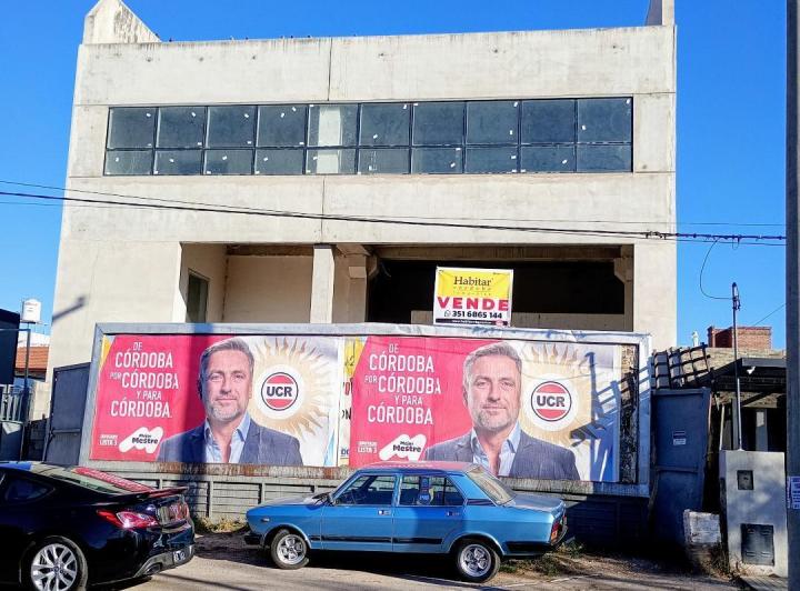 Local comercial · 503m² · 5 Ambientes