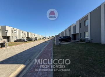 Casa · 104m² · 5 Ambientes · 1 Cochera · Departamentos en Pozo en Venta | Complejo Decs Tortugas | Escobar