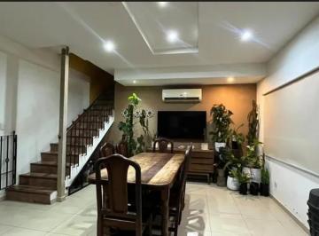 PH · 130m² · 5 Ambientes · 1 Cochera · Casa