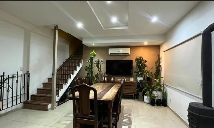 PH · 130m² · 5 Ambientes · 1 Cochera