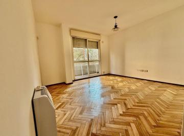 Departamento · 65m² · 4 Ambientes · 1 Cochera · Departamento en Venta de 3 Dorm. en Centro Rosario