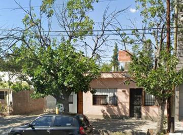 Casa · 260m² · 9 Ambientes · Atencion! Emprendedores E Inversores - 530 m² Sobre Av Sarmiento