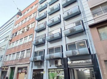 Departamento · 46m² · 3 Ambientes · Semipiso con Vista Privilegiada - Mucha Luz y Ventilación