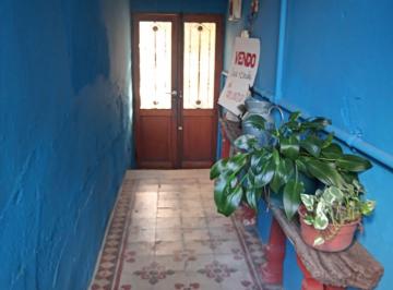 Casa de 2 ambientes, Córdoba · San Martin Casa 2 Dor y Escritorio 2 Locales Martín García Al 700