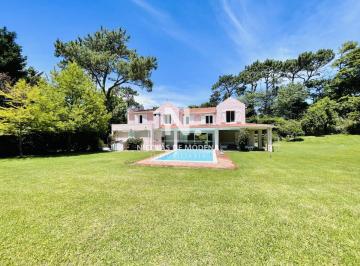 Foto1 · Casa de 4 Dorm. en Playa Brava, Punta del Este