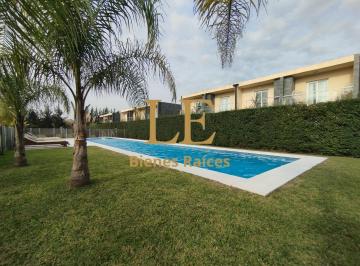 Casa · 150m² · 4 Ambientes · 1 Cochera · Casa en Venta en Pilar - Springpark