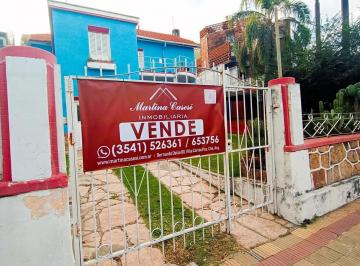 Casa · 181m² · 5 Ambientes · 3 Cocheras · Casa en Venta.