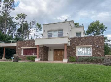 Casa · 200m² · 4 Ambientes · Casa en Venta Pinamar Alamos