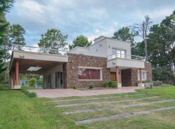 Casa · 200m² · 4 Ambientes · Casa en Venta Pinamar Alamos