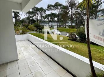 Foto1 · Vende Departamento de 2 Dorm. con Garaje, Punta del Este