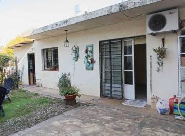 Casa · 200m² · 6 Ambientes · 2 Cocheras · Casa en Quilmes