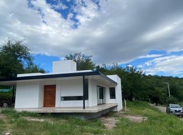Casa · 139m² · 4 Ambientes · 2 Cocheras · Venta Casa Planta Baja Sierra Nueva - Mendiolaza
