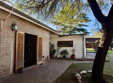 Casa · 171m² · 4 Ambientes · Casa 3 Dorm. Villa Rivera Indarte