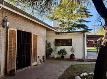 Casa · 171m² · 4 Ambientes · Casa 3 Dorm. Villa Rivera Indarte