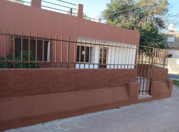 Casa · 180m² · 5 Ambientes · 5 Cocheras · Vendo Hermosa Casa 4 Dorm Excelente Ubicación!