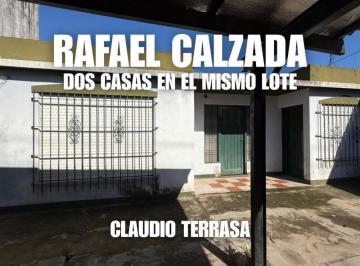 Casa · 130m² · 3 Ambientes · 1 Cochera · Dos Casas en Mismo Lote en Venta. en R Calzada