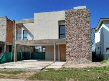 ISN-ISN-2569_2 · Casa 3 Dorm.. | Country Mirador - Los Nogales
