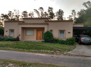 Casa de 6 ambientes, Pilar · Casa en Venta en Barrio Los Tres Coniles