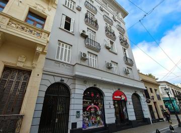 FACHADA · Excepcional 3 Ambientes con Dependencia y Hermosa Galería