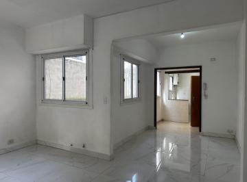 Departamento · 61m² · 2 Ambientes · Venta Villa Urquiza Depto Reciclado