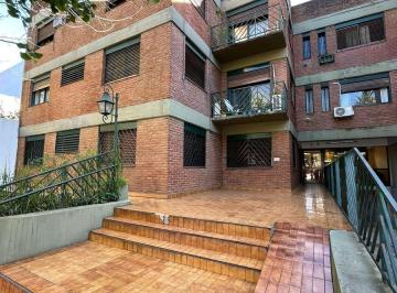 Departamento · 73m² · 3 Ambientes · 1 Cochera · Departamento 3 Ambientes con Patio y Cochera!