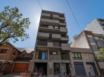 Departamento · 80m² · 3 Ambientes · Venta Departamento 2 Dormi con Patio y Terraza Exclusiva Republica de La Sexta