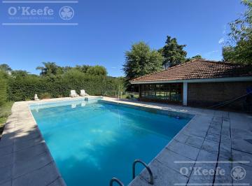 Quinta vacacional · 200m² · 4 Ambientes · Quinta en Venta en El Pato Berazategui 800 m² No Alquiler