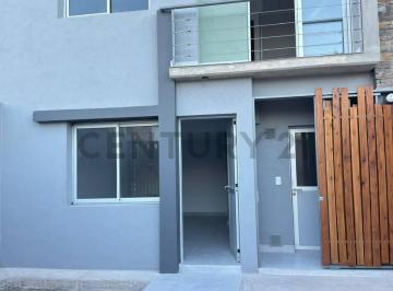 Casa · 80m² · 3 Ambientes · 2 Cocheras · Venta de Duplex. Barrio Privado Las Tacas. Guaymallen.