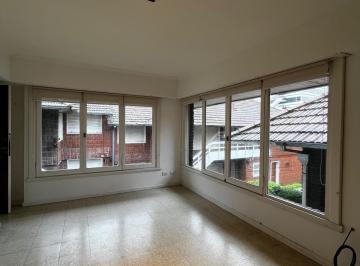 Departamento · 65m² · 1 Cochera · Venta de PH 3 Amb + Cochera, Zona Playa Grande