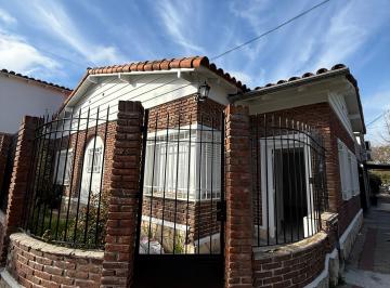 Casa de 4 ambientes, Lomas de Zamora · Bolívar Esquina Monseñor Chimento Apta Credito