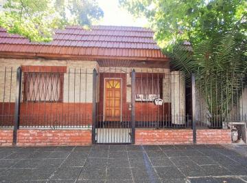 Casa · 80m² · 3 Ambientes · Venta Casa * 2 Dorm * Patio * Parrilla
