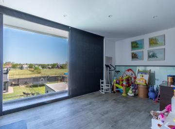 Casa · 762m² · 7 Ambientes · 2 Cocheras · Venta Casa Premium 4 Dormi en Roldan
