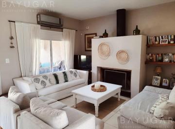 Casa · 150m² · 4 Ambientes · Venta / Casa en Barrio Privado Sausalito / Pilar - Apto Crédito