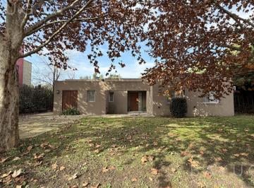 Casa · 150m² · 4 Ambientes · Venta / Casa en Barrio Privado Sausalito / Pilar - Apto Crédito