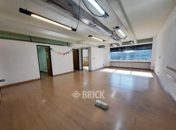 Oficina comercial · 91m² · 5 Ambientes · 1 Cochera · Oficina en Av Corrientes Al 1800 - Frente 91 m² Cochera Fija Impec T/sol Espect Recepcion