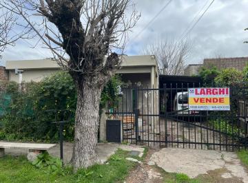Casa · 90m² · 6 Ambientes · 1 Cochera · Casa en Las Heras Casi Callao