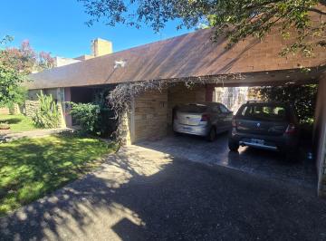 Casa de 12 ambientes, Córdoba · Unica Propiedad en La Zona! Gran Terreno, Todo El Confort
