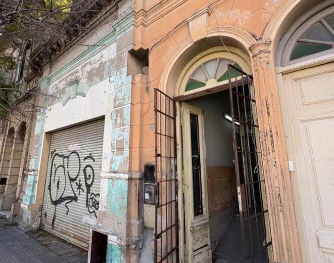Casa · 200m² · 5 Ambientes