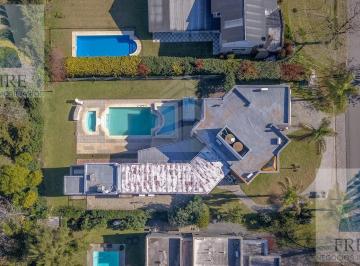 Casa · 347m² · 9 Ambientes · 2 Cocheras · Venta Casa 9 Ambientes, Apta Credito | Golfers Country Club, Pilar