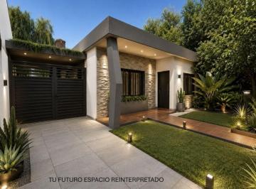 Casa · 119m² · 3 Ambientes · 2 Cocheras · Oprtunidad Casa Castelar 3 Ambientes Apta Credito